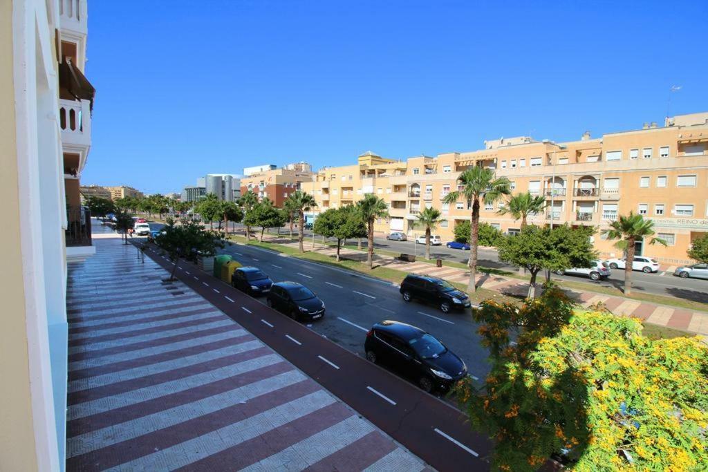 Atico Deluxe Entre Centro Y Playa Salinas Con Terraza, Wifi, Piscina Climatizada, Gym, Sauna Y Garaje -Smart Tv โรเกตัสเดมาร์ ภายนอก รูปภาพ